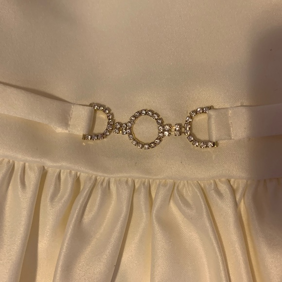 Dress - Picture 4 of 8